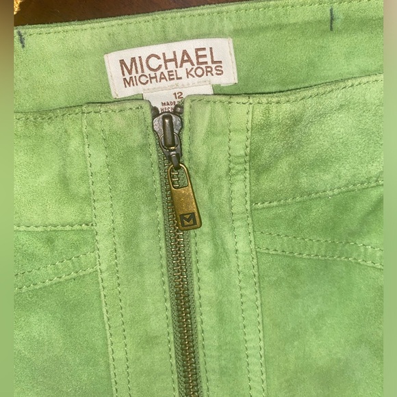 Michael Kors green suede skirt - Picture 2 of 4